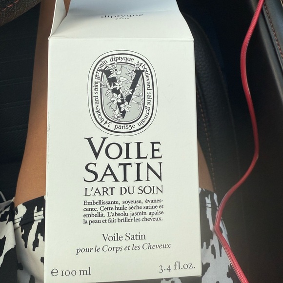 Diptyque Voile Satin Body and Hair Oil - Cream